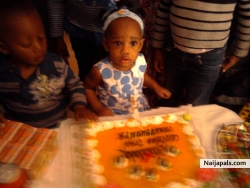 Ma BabY gAl cEleBrAtIn hEr 1Yr bIrThDaY