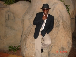 O'Lanre Ogunti (OlanreYZfR1)