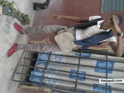1 indomie 1500 dry pepper=Me