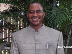 Frank Ajayi (femalove)