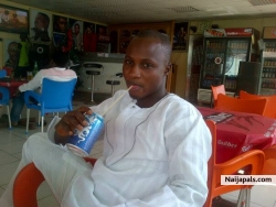 Lasisi Akintunde S (luvllylolly)