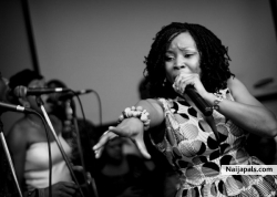 Warn Yourself by Omawumi Feat. Wizkid