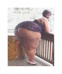 hahahahaha... some funny ass babes