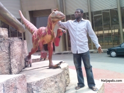 D RHYNHO n ME