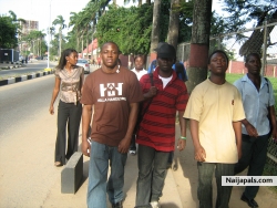 strollin around unilag