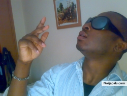 Azeez Agbetoba  (zizozizu)