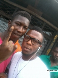 souldee vs kinixiki flo in the bulding