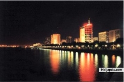 abu dhabi a place to visit as a tourist