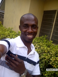 ukonu emmanuel (iykemoorn)