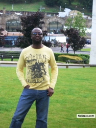Seun Oguns  (jelenke)