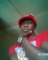 Naija fil d swag,d way i shine . it's fine boy effizy deluxe mudis   