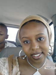 ummi abubakar (ummiter)
