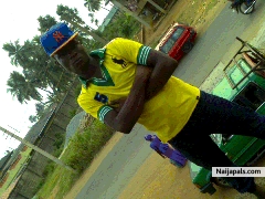 jmax on the bass of entertainment