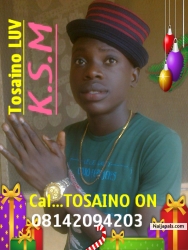 LOOKING GOOD by TOSAINO