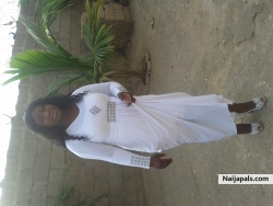 D LADY IN WHITE
