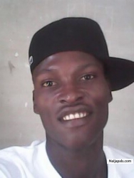 olayemi ajayi (holaryemy)