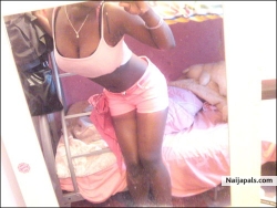 Just mee... proud ov ma body :D