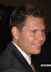 Paul Collier (paulco)