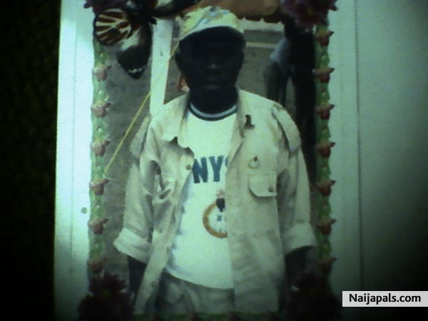  - click for next photo