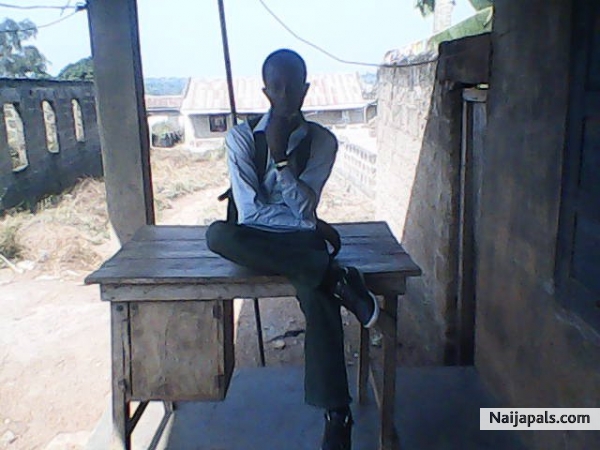  - click for next photo