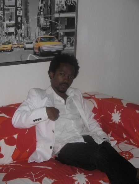  - click for next photo