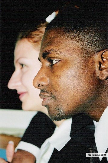  - click for next photo