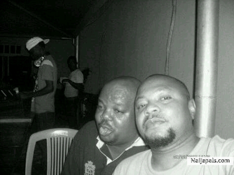 buzz n boss - click for next photo