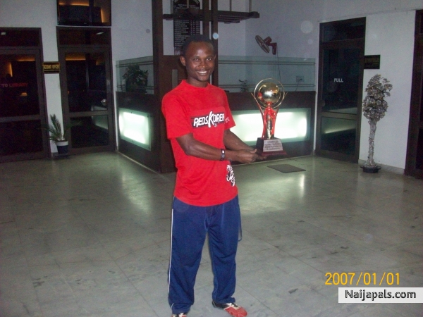 nigeria coach - click for next photo