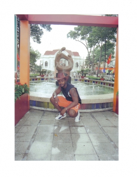  - click for next photo