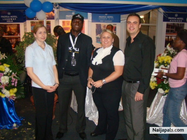 Me and the protea Hotel team, on my standing ovation as the best tourism presenter 2008 at the world travel Tourism - click for next photo