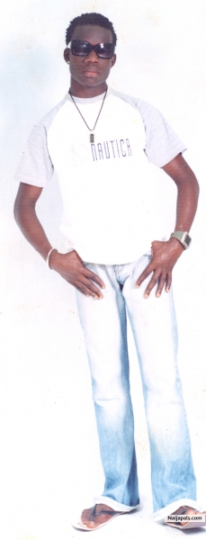 My younga broda n Mum' s Last-Kindness - click for next photo