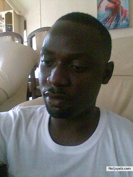 Programmer Henry in my humble haven - click for next photo
