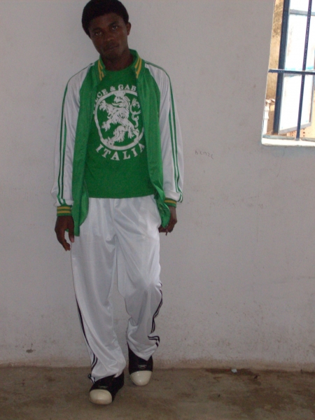  - click for next photo