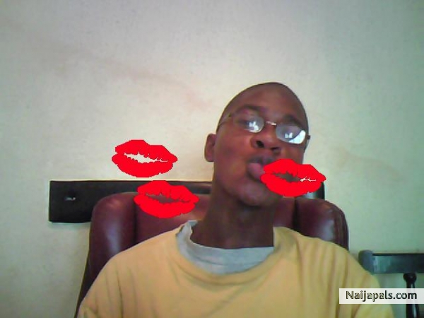 nauty me - click for next photo