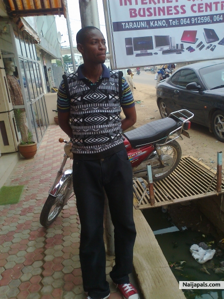  - click for next photo