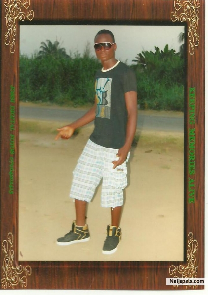  - click for next photo