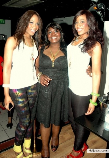 Shikane and my lil' sis - click for next photo