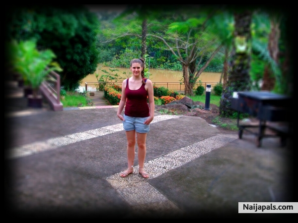  - click for next photo