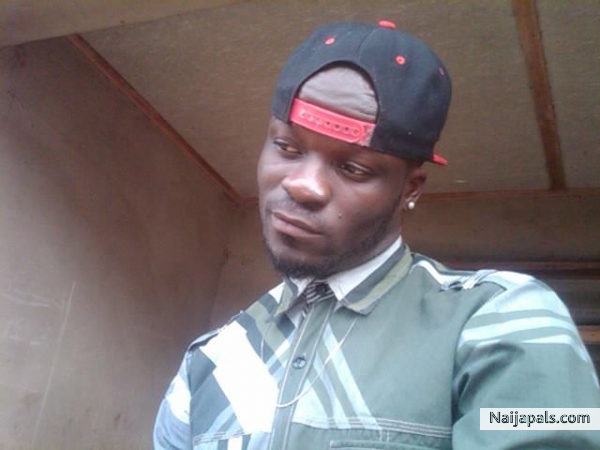 selfie tins - click for next photo