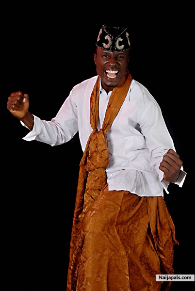 Am prou to b an Efik Man - click for next photo