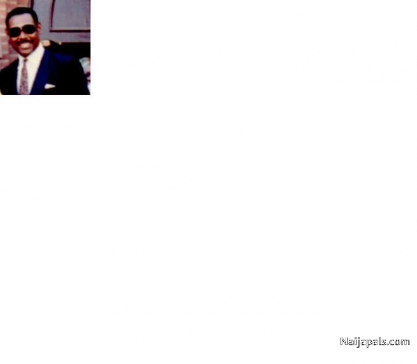 Just A Headshot With Sunglasses - click for next photo
