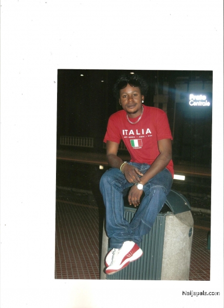  - click for next photo