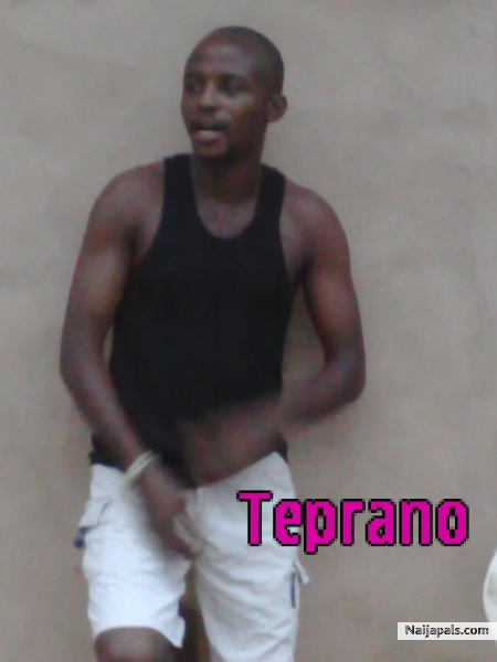  - click for next photo