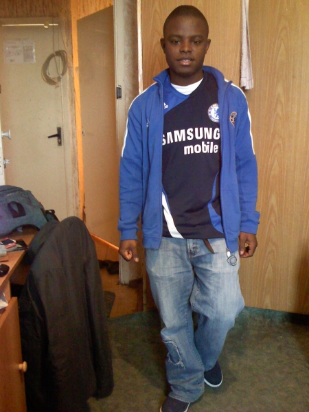  - click for next photo