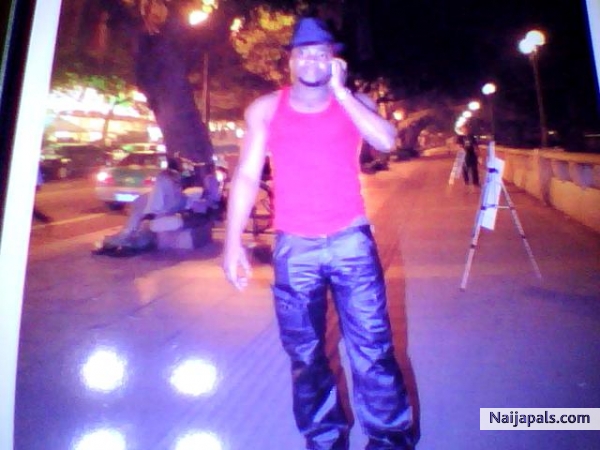  - click for next photo
