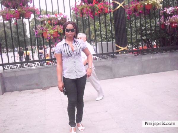  - click for next photo