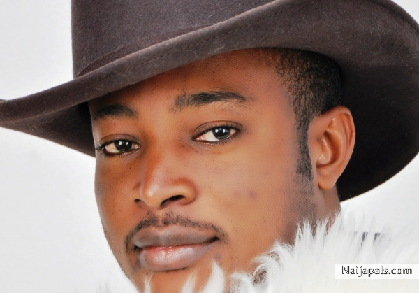 Na God - click for next photo