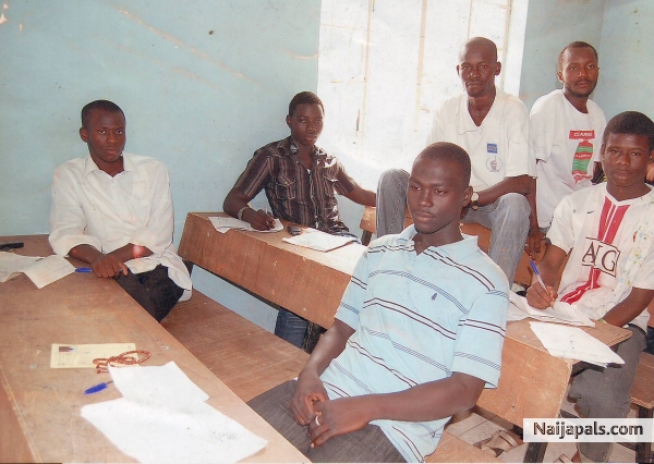 @ skul during exams - click for next photo