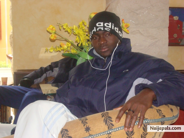  - click for next photo