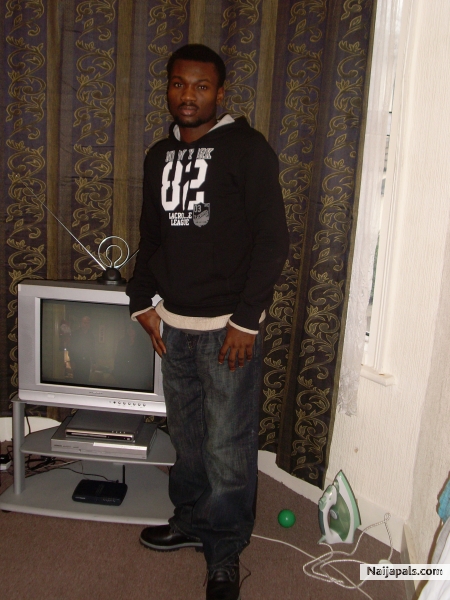  - click for next photo